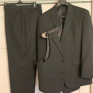 Brand: Sean John Black 3 Piece Suit